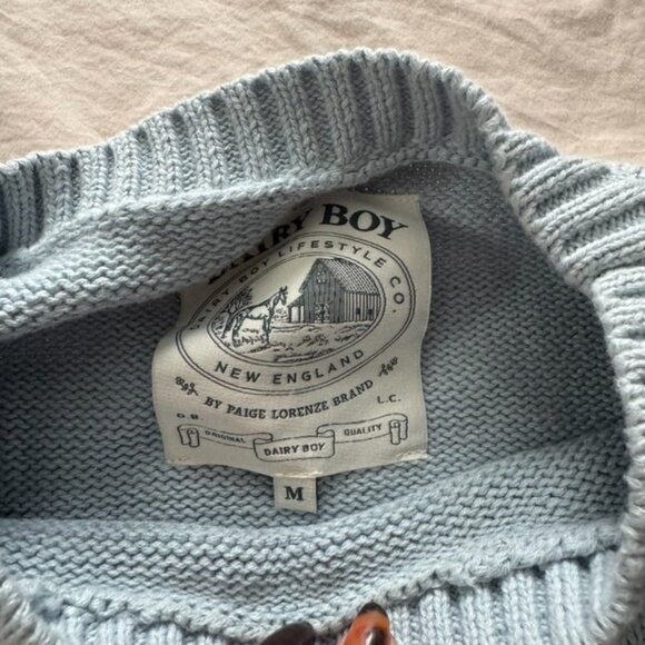 Dairy Boy Fish Sweater Size Medium - Picture 2 of 3